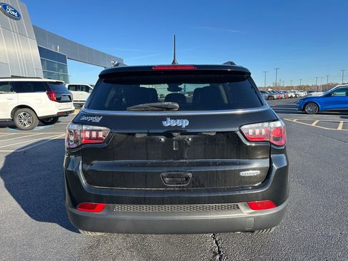 Used 2022 Jeep Compass Latitude image 21