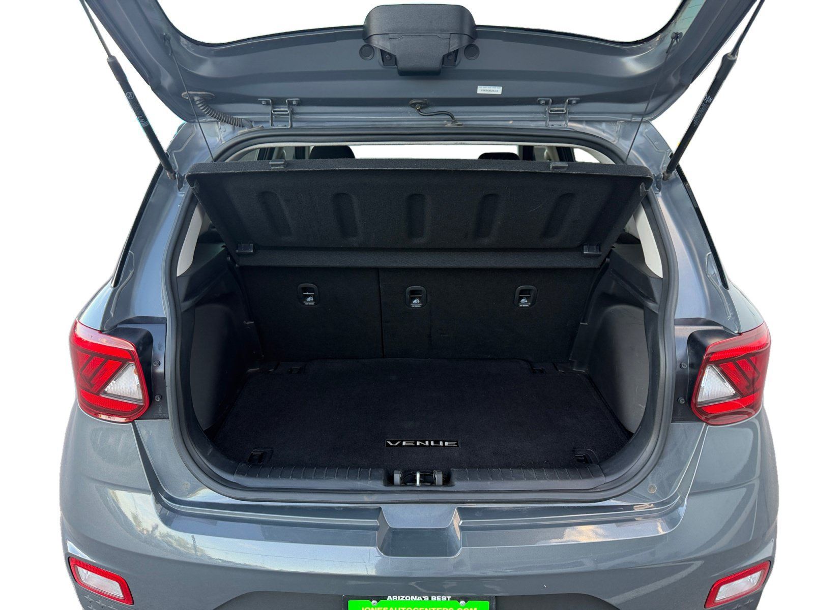 Used 2025 Hyundai Venue SEL FWD image 15