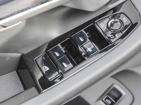 New 2026 BMW 540i xDrive w/ M Sport Package image 20