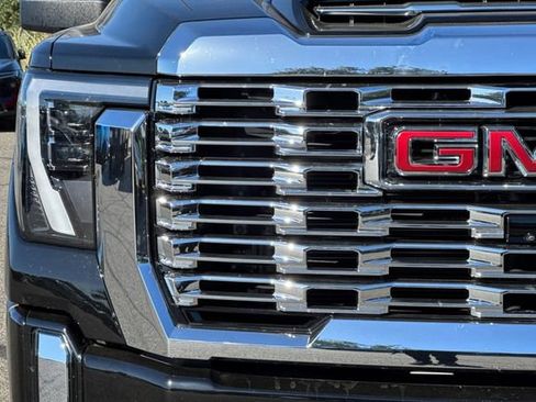 Used 2024 GMC Sierra 2500 Denali AWD/4WD image 48