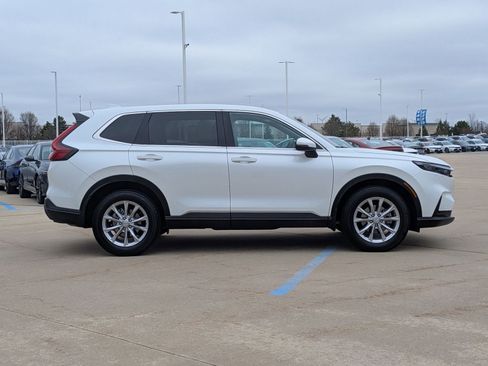 Used 2023 Honda CR-V EX-L image 5