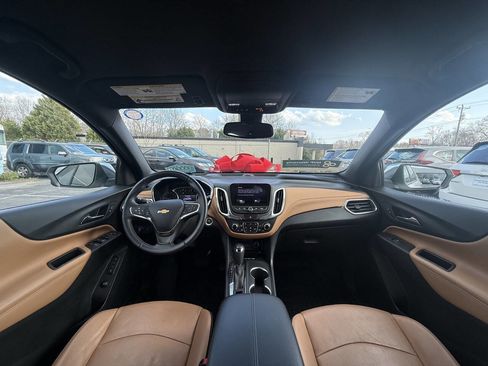 Used 2020 Chevrolet Equinox Premier image 11