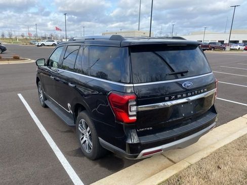 Used 2024 Ford Expedition Limited image 7