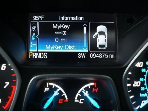 Used 2015 Ford Escape Titanium w/ Equipment Group 301A FWD image 26