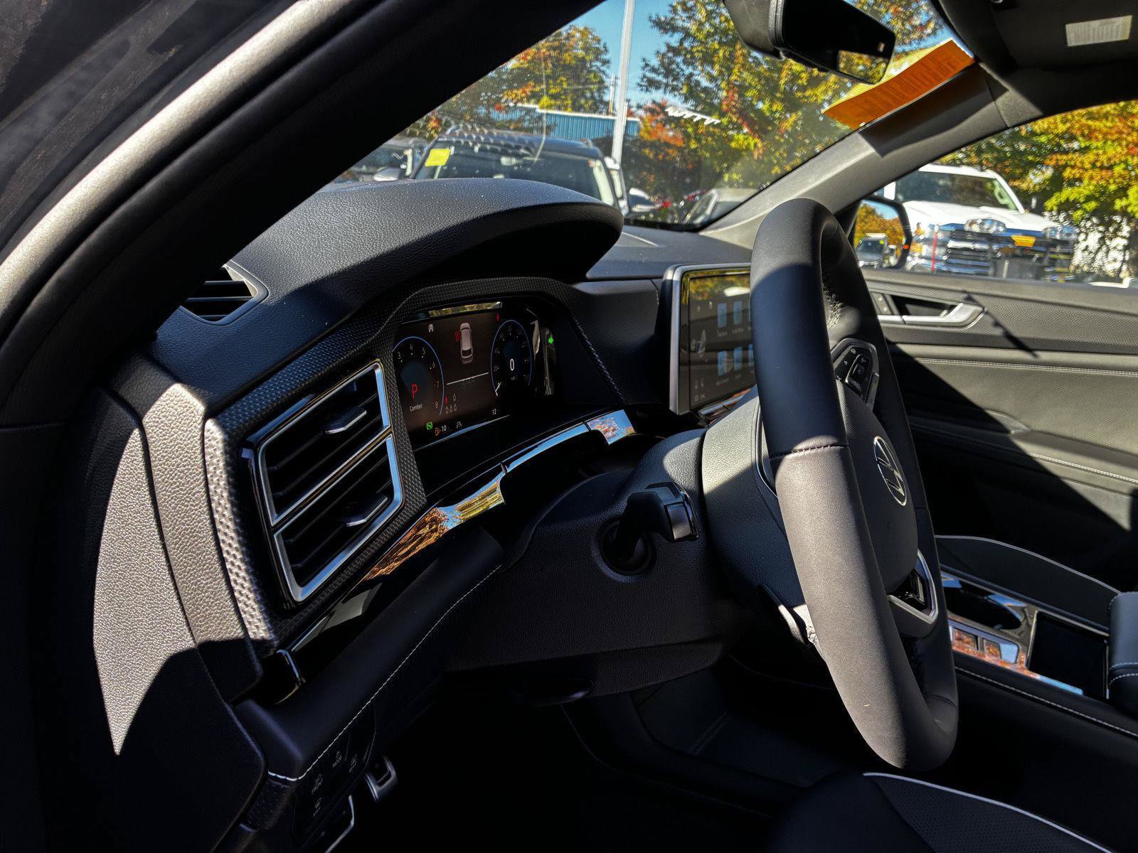 New 2026 Volkswagen Atlas Cross Sport SEL Premium R-Line AWD/4WD image 8