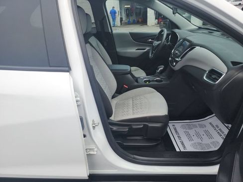 Used 2024 Chevrolet Equinox LS w/ LS Convenience Package AWD/4WD image 43