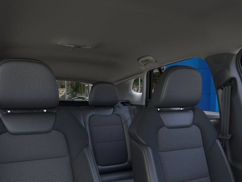 New 2026 Chevrolet Trax LT FWD image 24