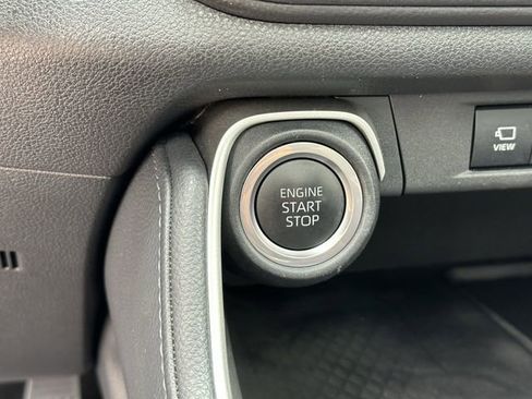 Used 2024 Toyota Grand Highlander AWD image 18
