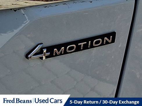 Certified 2025 Volkswagen Atlas SE image 33