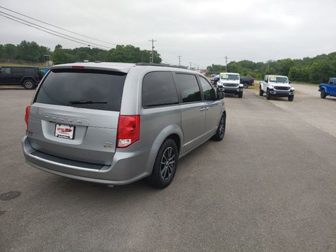 Used 2019 Dodge Grand Caravan GT FWD image 8