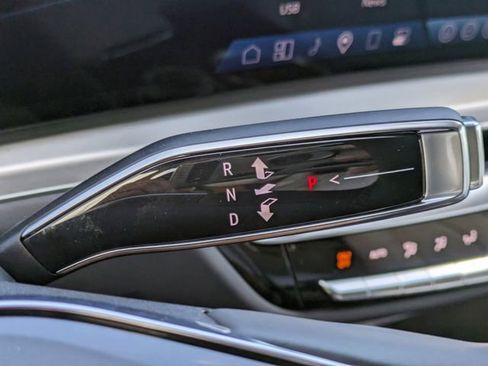 New 2026 Cadillac Lyriq Premium Luxury image 27