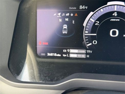 Used 2023 Toyota Tundra Platinum w/ Advanced Package image 11