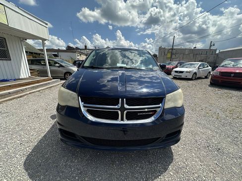 Used 2012 Dodge Grand Caravan SXT FWD image 8