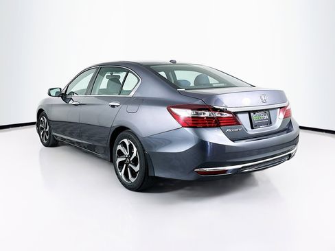 Used 2017 Honda Accord EX image 5