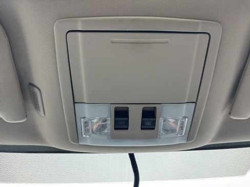 Used 2011 Ford Edge SEL w/ Canadian Comfort Pkg image 20