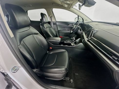 Certified 2023 Kia Sportage EX FWD image 7