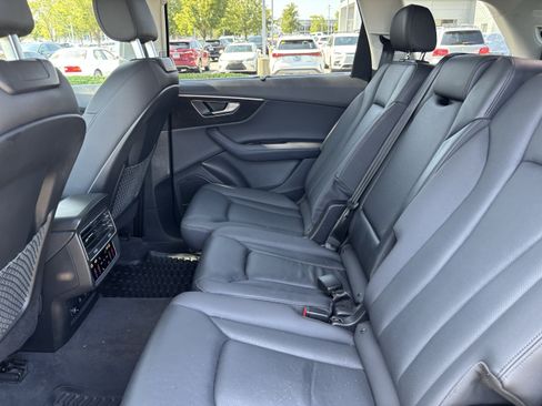 Used 2023 Audi Q7 2.0T Premium Plus w/ Premium Plus Package AWD/4WD image 18