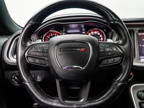 Used 2022 Dodge Challenger R/T Scat Pack RWD image 27