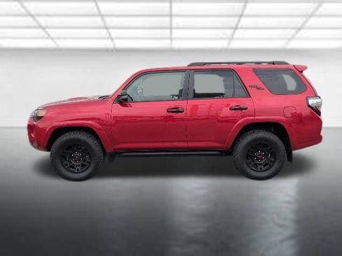 Used 2022 Toyota 4Runner TRD Off-Road Premium w/ Moonroof Package AWD/4WD image 35