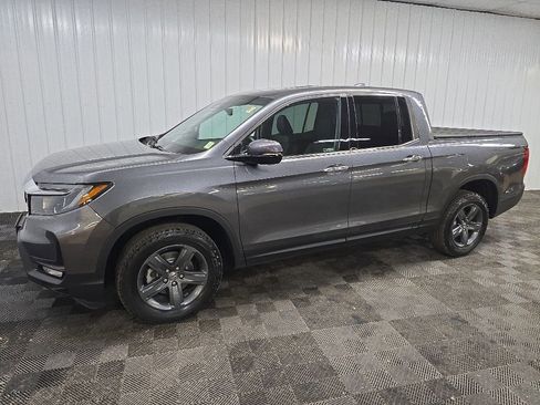 Used 2023 Honda Ridgeline RTL-E image 6