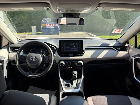 Used 2019 Toyota RAV4 XLE w/ All Weather Liner Package AWD/4WD image 15