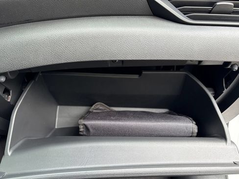 Certified 2025 Nissan Sentra S FWD image 32