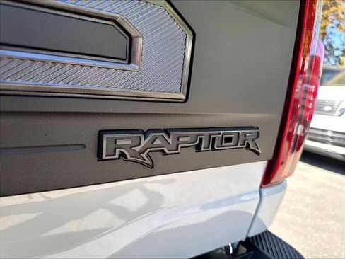 Used 2025 Ford F150 Raptor AWD/4WD image 11