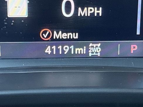 Certified 2023 GMC Acadia SLT w/ Elevation Edition AWD/4WD image 12