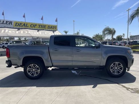 Used 2022 Chevrolet Colorado W/T w/ Custom Special Edition RWD image 9