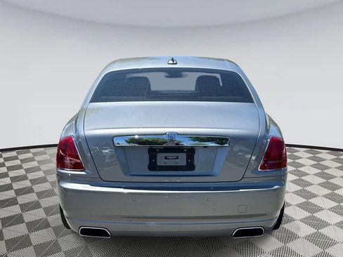 Used 2013 Rolls-Royce Ghost RWD image 3