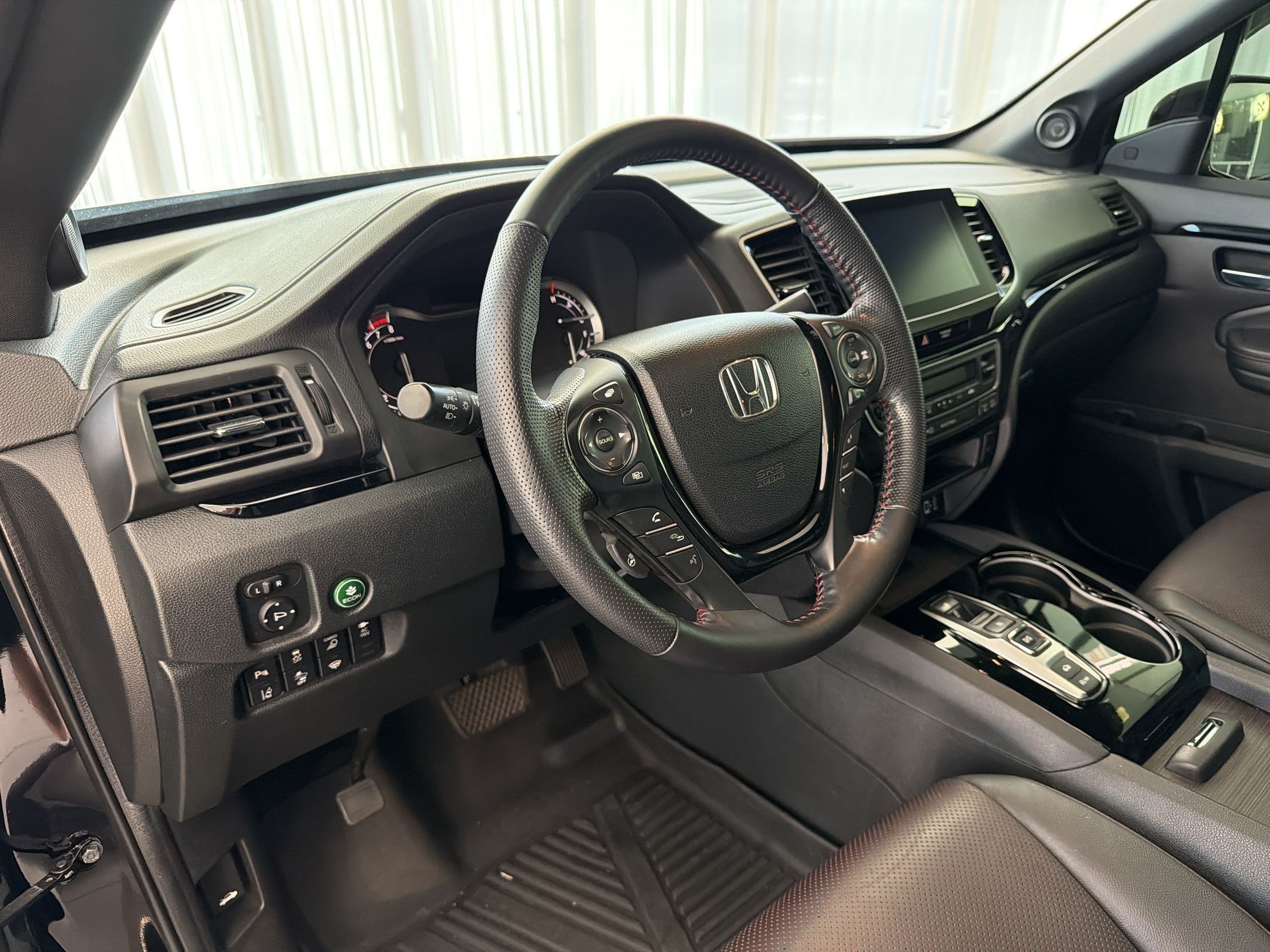 Used 2023 Honda Ridgeline Black Edition image 4