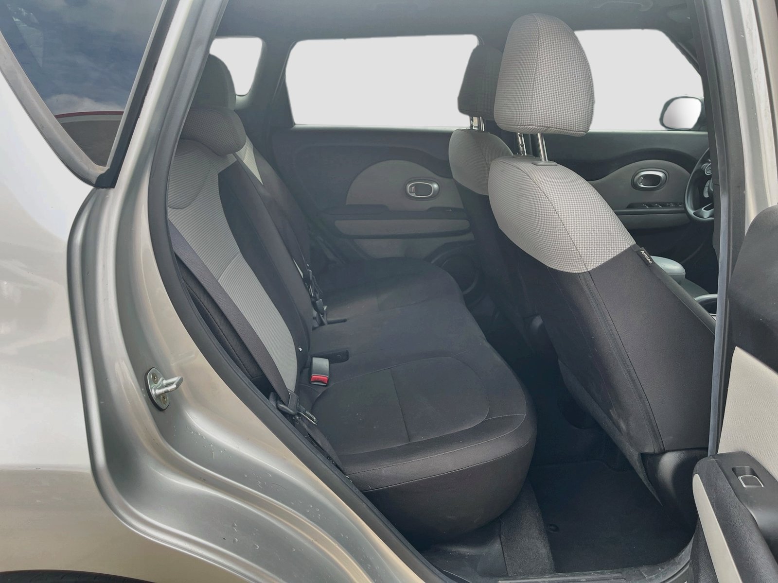Used 2018 Kia Soul FWD image 24