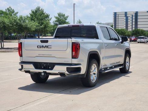 Used 2022 GMC Sierra 1500 SLT AWD/4WD image 5