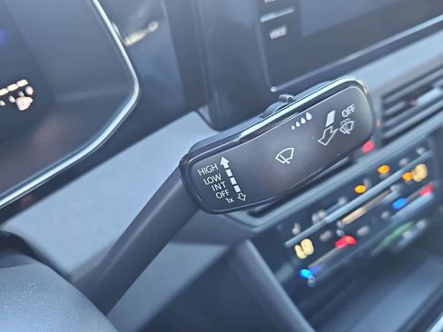 New 2026 Volkswagen Jetta SE FWD image 26