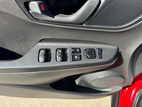 Used 2019 Hyundai Kona SE image 22