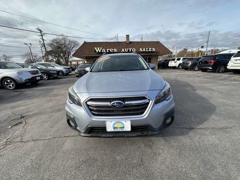 Used 2018 Subaru Outback 2.5i Premium image 10