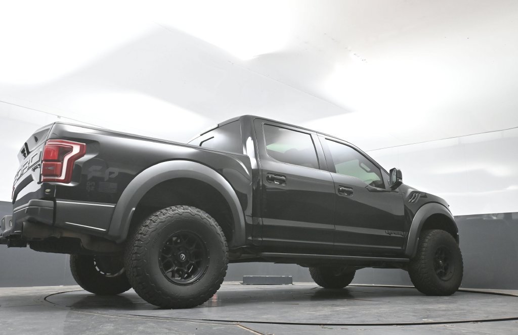 Used 2018 Ford F150 Raptor w/ Equipment Group 802A Luxury AWD/4WD image 65