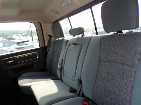Used 2017 RAM 1500 Big Horn AWD/4WD image 16