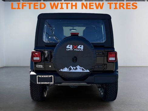 Used 2021 Jeep Wrangler Unlimited Sport image 4