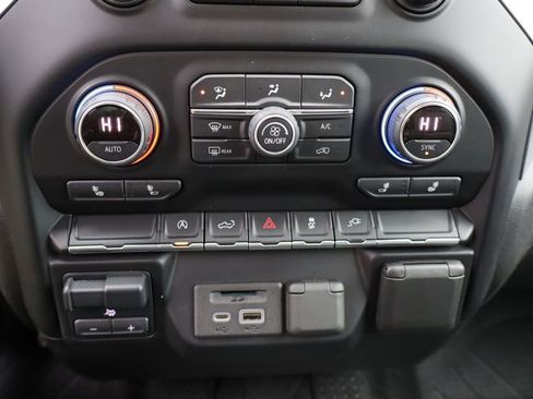 Used 2021 Chevrolet Silverado 1500 LT w/ Convenience Package II image 23