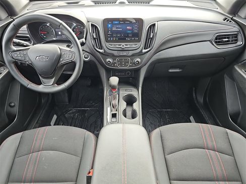 Certified 2023 Chevrolet Equinox RS image 9