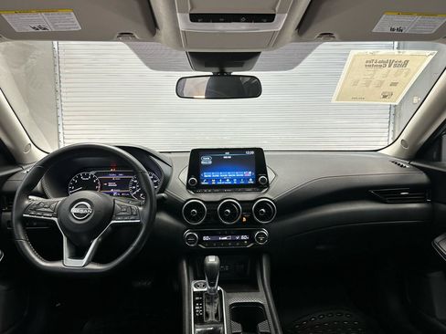 Used 2025 Nissan Sentra SV w/ All-Weather Package FWD image 16