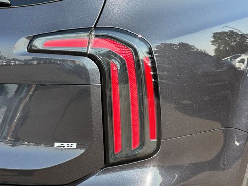 Used 2025 Kia Telluride EX AWD/4WD image 26