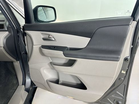 Used 2011 Honda Odyssey EX-L image 43