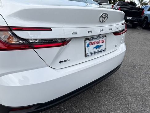 Used 2025 Toyota Camry LE FWD image 29