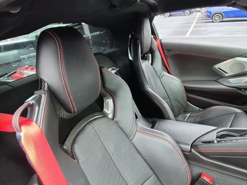 Used 2021 Chevrolet Corvette Stingray Premium Cpe w/ Z51 Performance Package RWD image 32