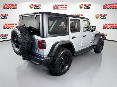 Used 2024 Jeep Wrangler Unlimited AWD/4WD image 14