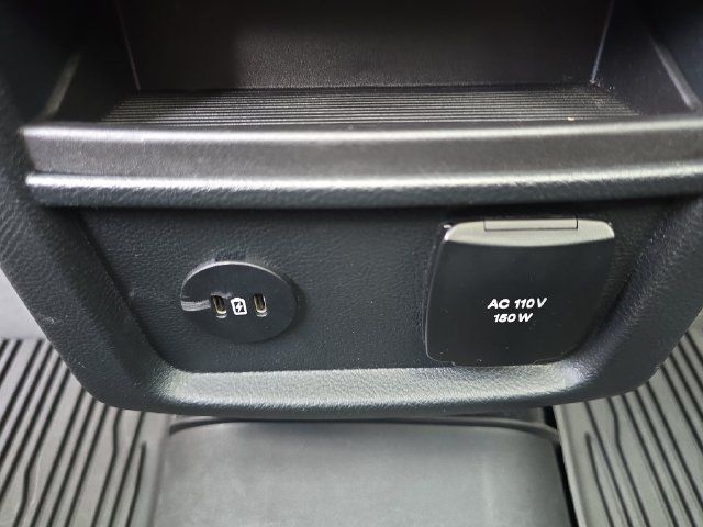 Used 2024 Ford Edge ST w/ Equipment Group 401A AWD/4WD image 29