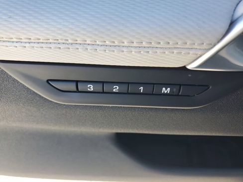 Used 2025 Land Rover Discovery Sport Dynamic SE AWD/4WD image 23
