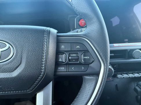 New 2025 Toyota 4Runner TRD Off-Road Premium image 14